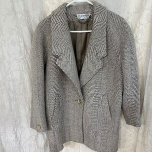 Pavilion Petite Vintage Woman’s 100% Wool Lined Peacoat cream/Brown Size S